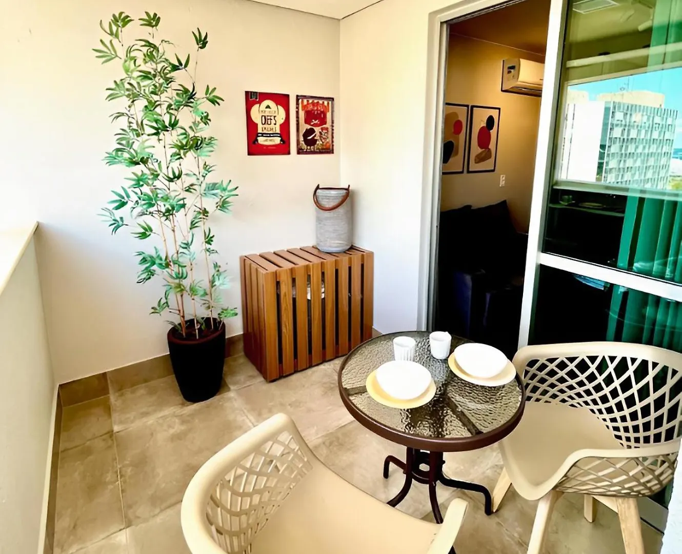 Apartamento Flat Particular Encantador No Coracao De Bsb - Shn Brasília